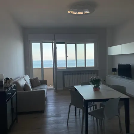 Il Balcone Sul Mare アパート ポルト・レカナーティ
